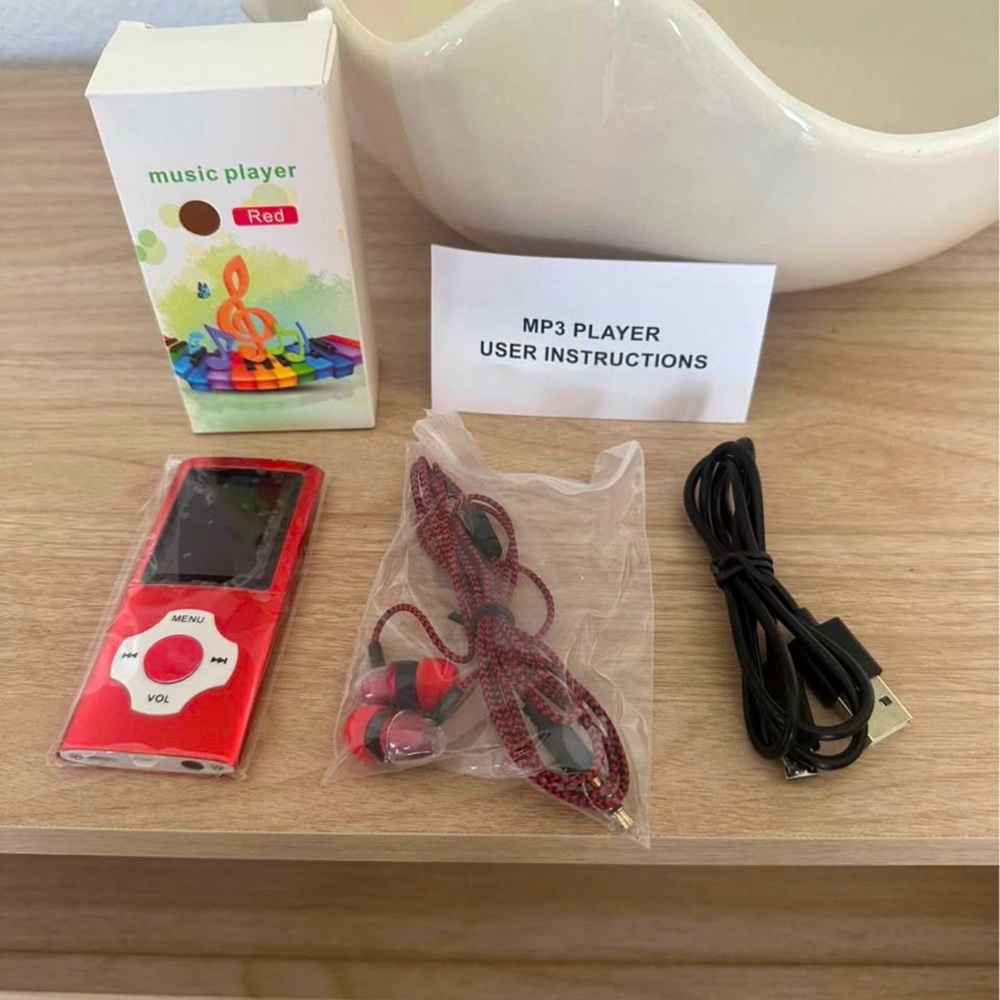 NEW MP3 Player / MP4 Player